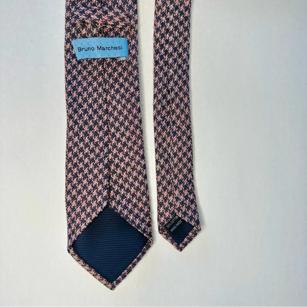 BRUNO MARCHESI Silk Cotton Textured Navy & Pink Houndstooth Classic Tie, 3”